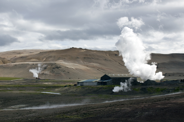 2011-07-02_12-10-50 island.jpg - Geothermie am Namjafjall